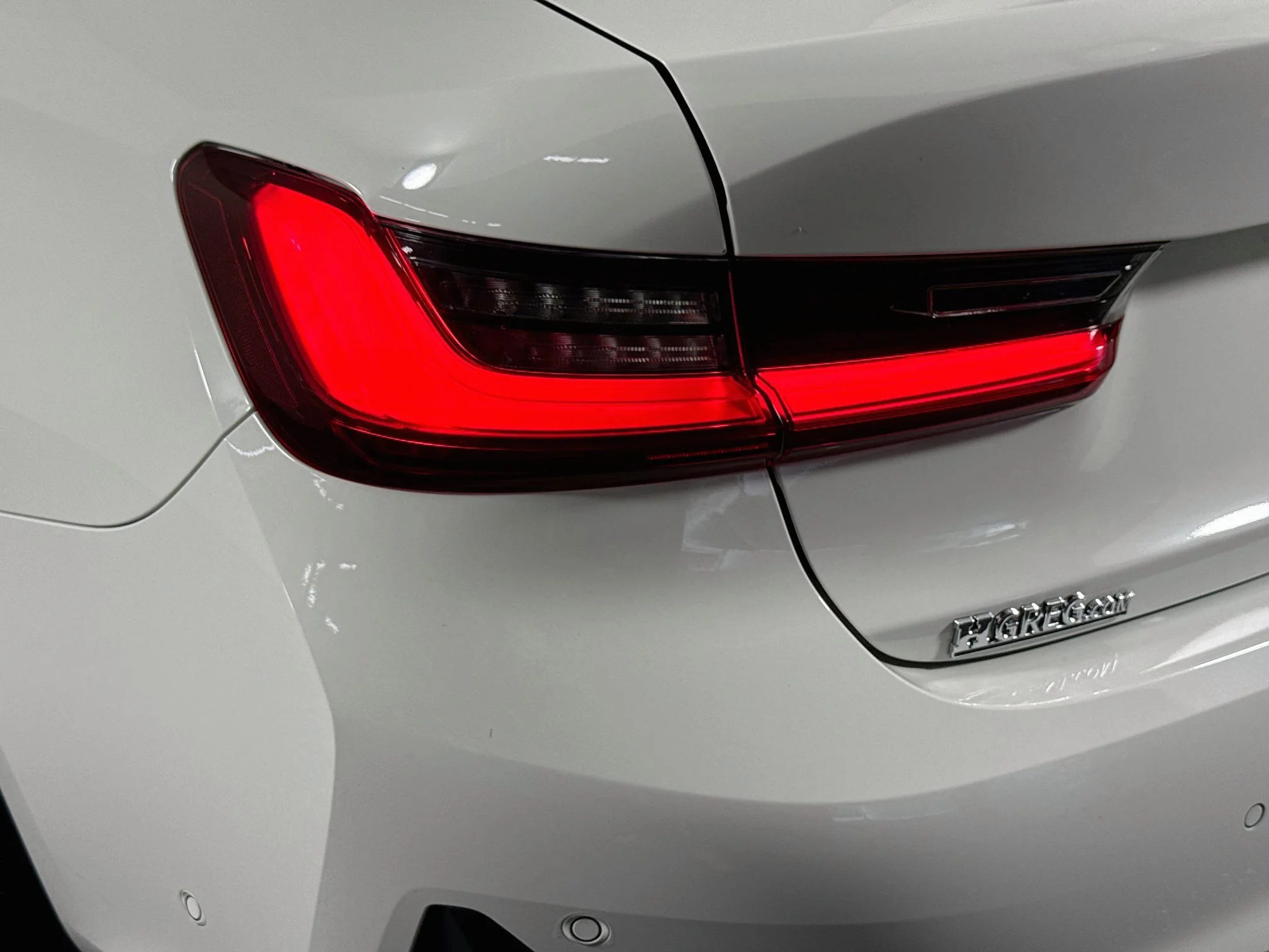 Used 2019 Alpine White BMW 330i image 32