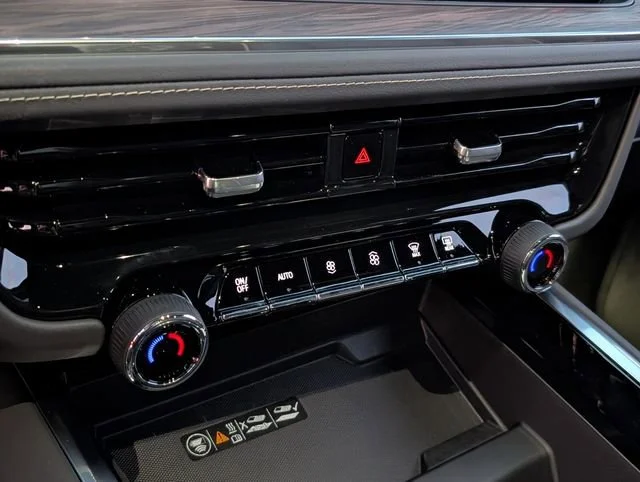 2026 Chevrolet Tahoe Premier - Photo 12
