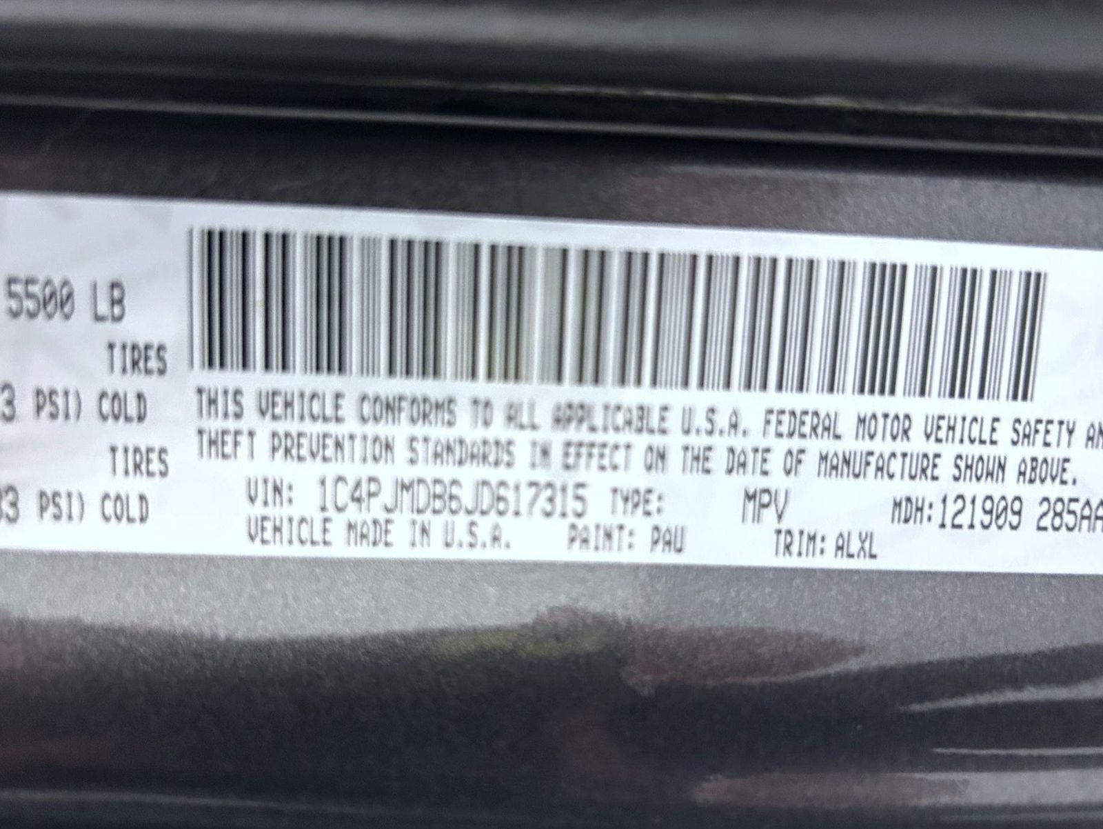 Used 2018 Gray Jeep Limited image 25