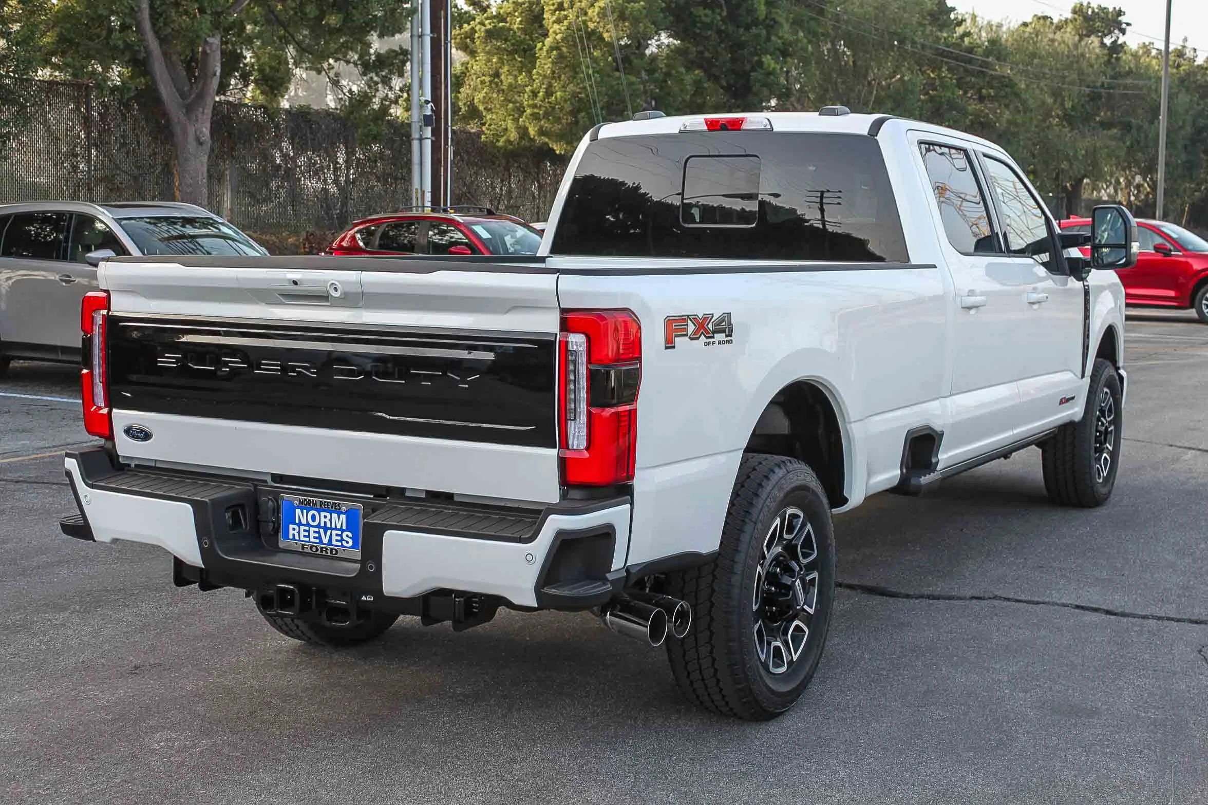 New 2026 Star White Metallic Tri-Coat Ford F-350® Platinum® image 8