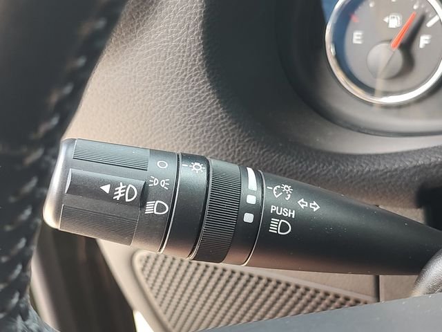 Used 2016 Green Jeep Sport image 20