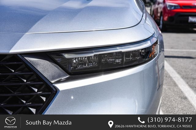 Used 2023  Honda EX image 4