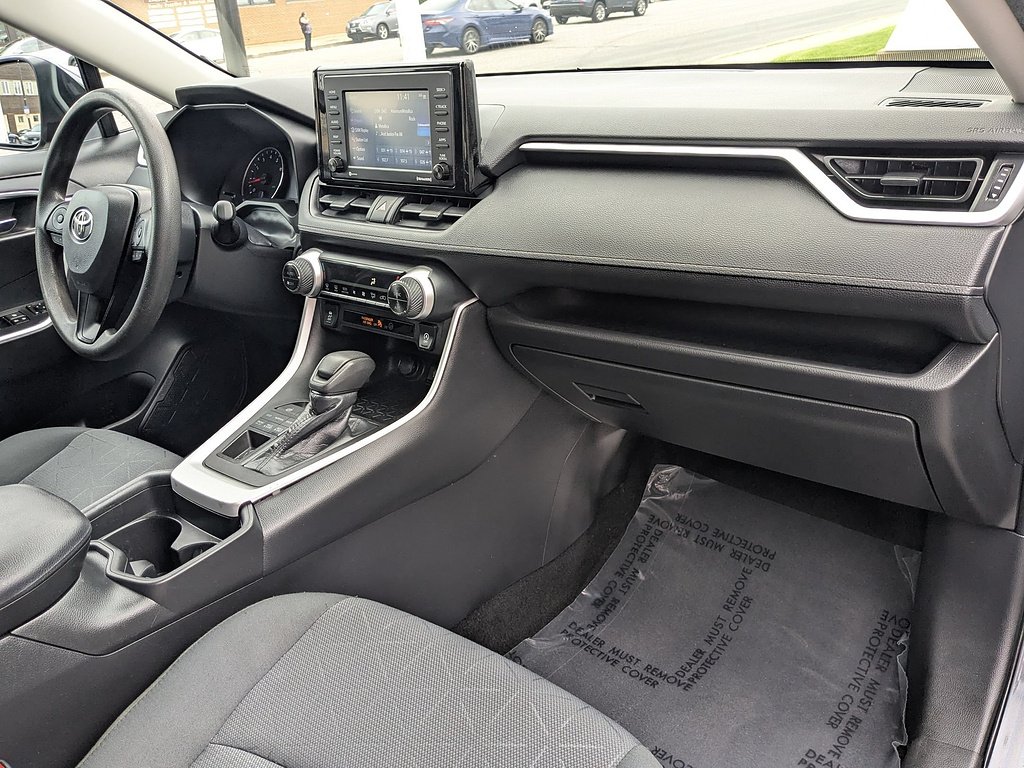 Used 2021 Midnight Black Metallic Toyota XLE image 29
