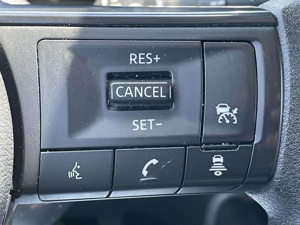 Used 2025 White Nissan SV image 21