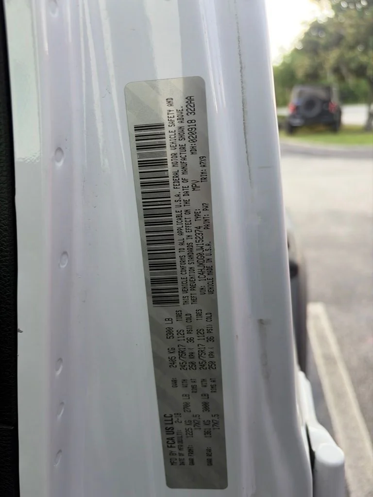 Used 2018 White Jeep Unlimited Sport S image 6