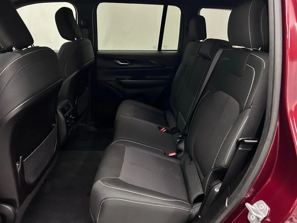 Used 2024 Red Jeep Laredo X image 12