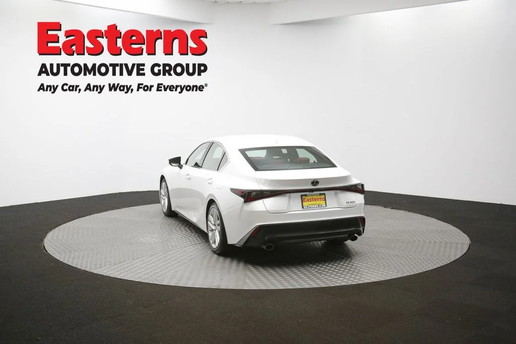 Used 2021  Lexus 300 image 64