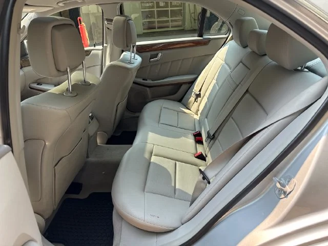 Used 2012 Quartz Blue Metallic Mercedes-Benz E 350 image 13