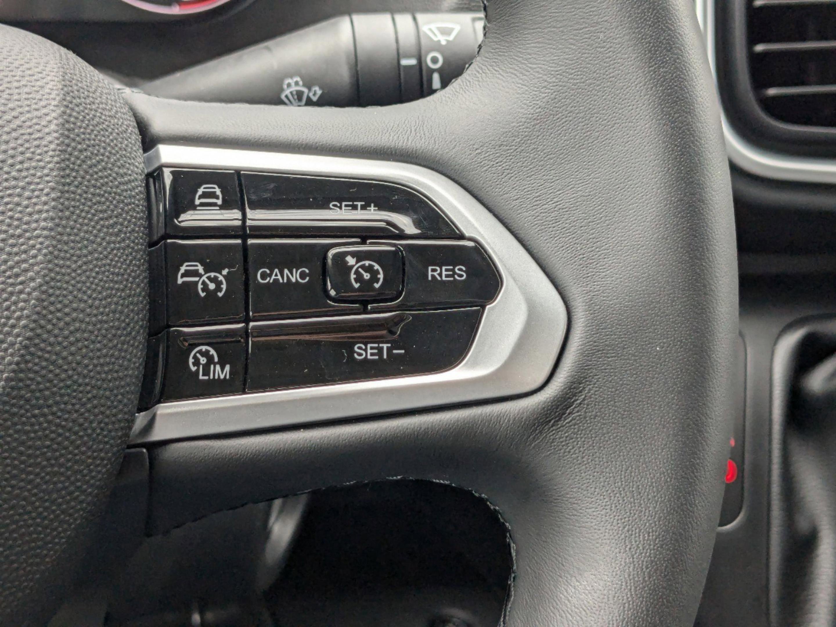 2025 RAM ProMaster Window Van Base - Photo 33