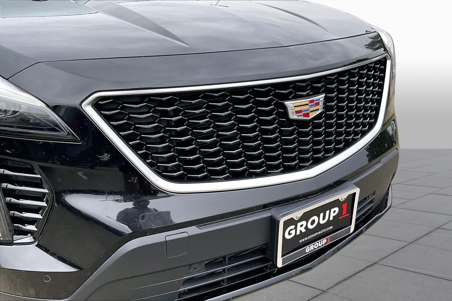 Used 2019 Stellar Black Metallic Cadillac FWD Sport image 28
