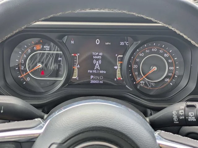 2025 Jeep Wrangler 4-Door Sahara - Photo 29