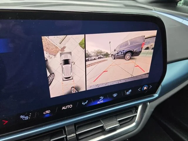 2024 Chevrolet Equinox EV LT - Photo 30