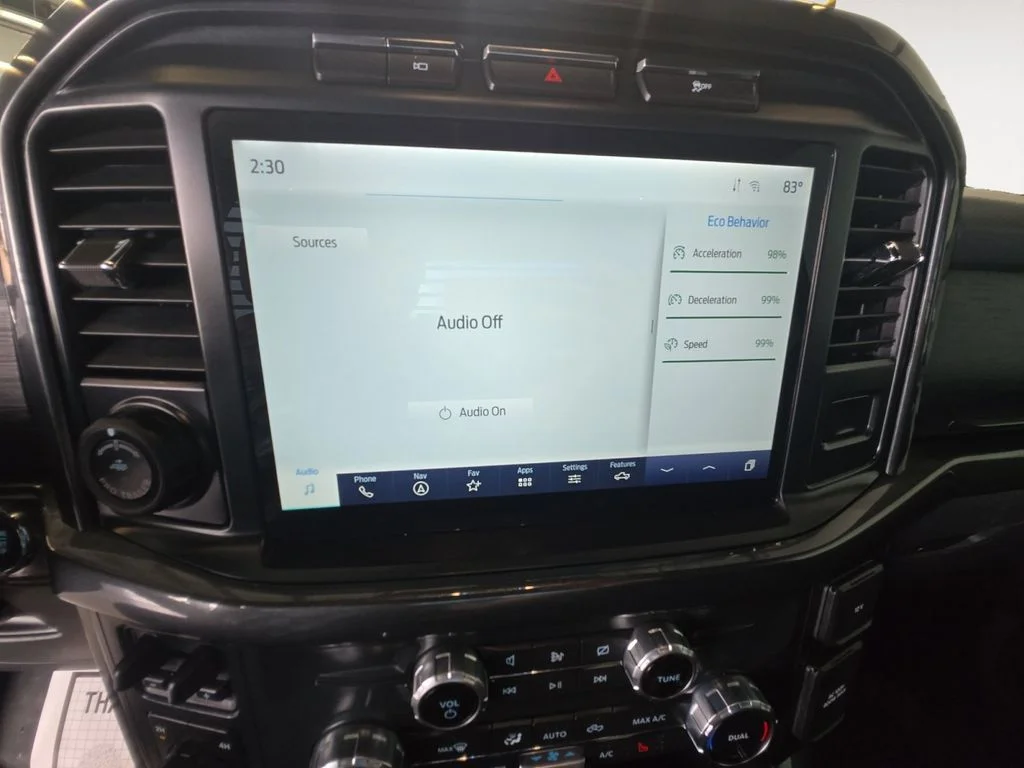 Used 2022 White Ford XLT image 15
