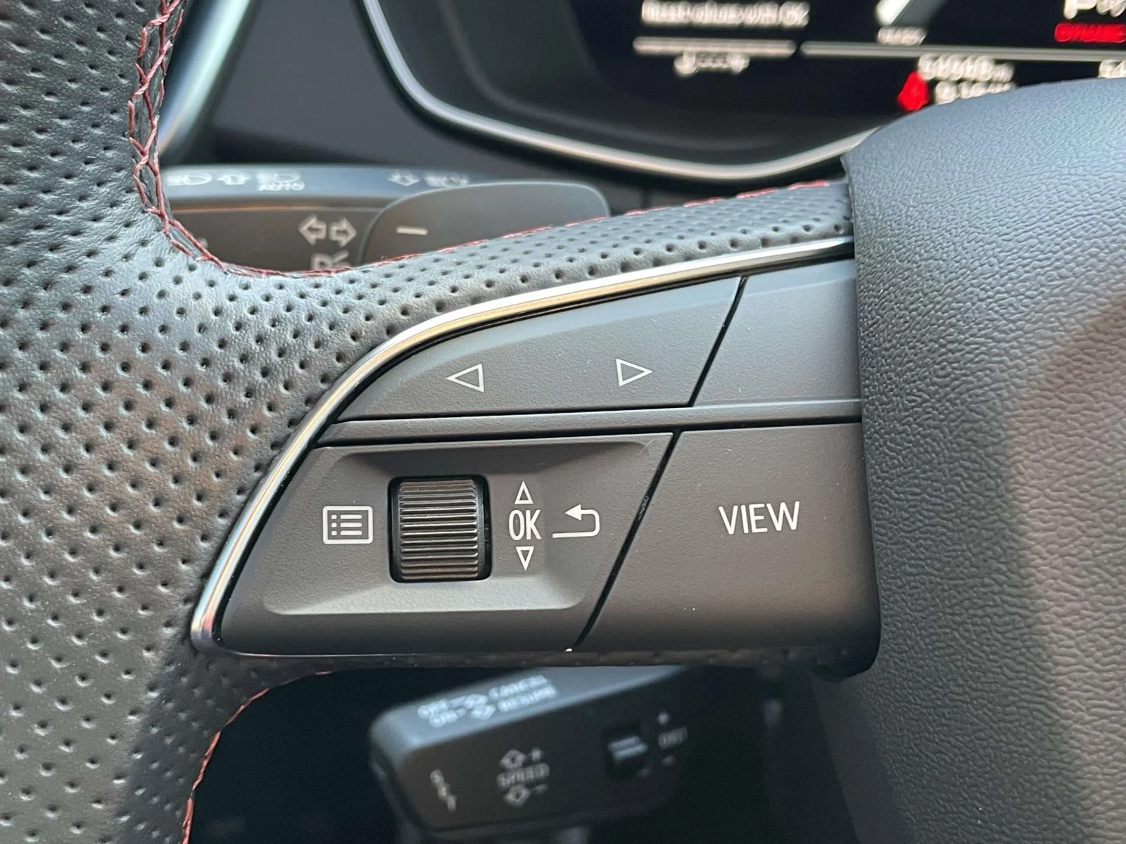 Used 2023 Mythos Black Metallic Audi Premium Plus image 11