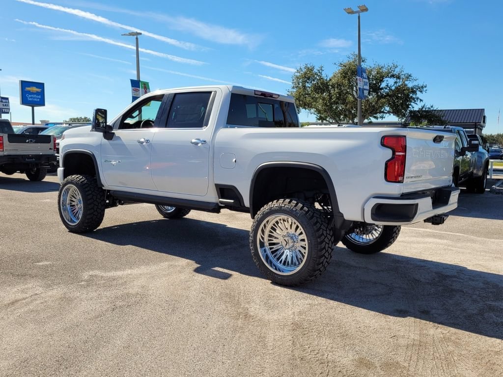 2026 Chevrolet Silverado 2500 HD LTZ - Photo 6