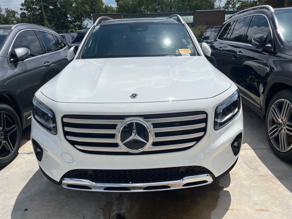 Certified Used 2026 White Mercedes-Benz GLB 250 image 3
