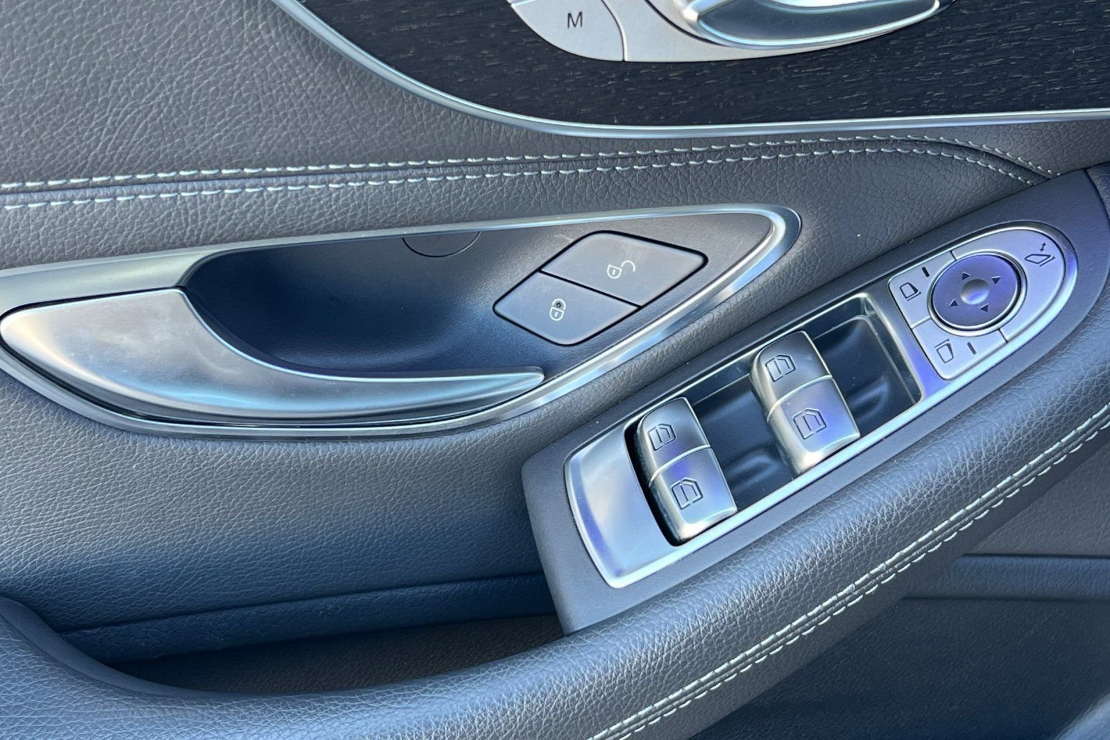 Used 2019 Mojave Silver Metallic Mercedes-Benz C 300 image 15