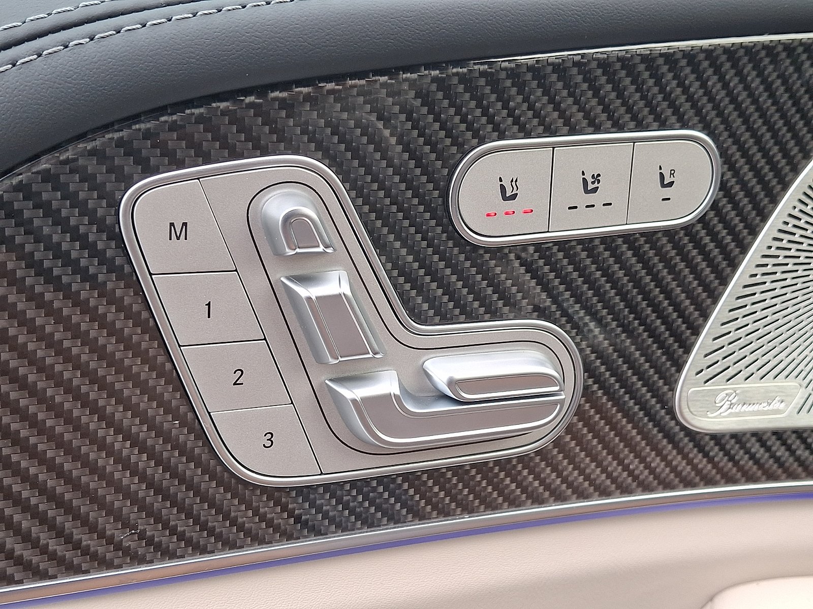 New 2026 MANUFAKTUR Moonlight White Metallic Mercedes-Benz AMG® GLS 63 4MATIC+ SUV image 17