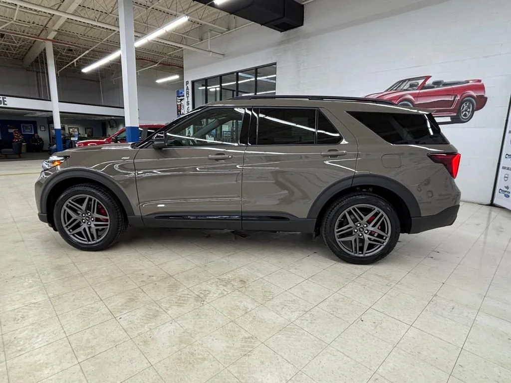New 2026 Marsh Gray Ford ST-Line image 4