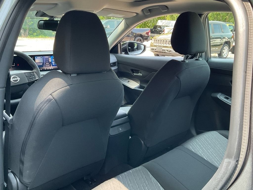 Used 2026 Gray Nissan SV image 31