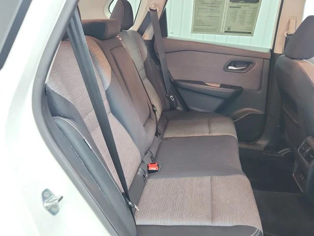 Used 2022 White Nissan SV image 37