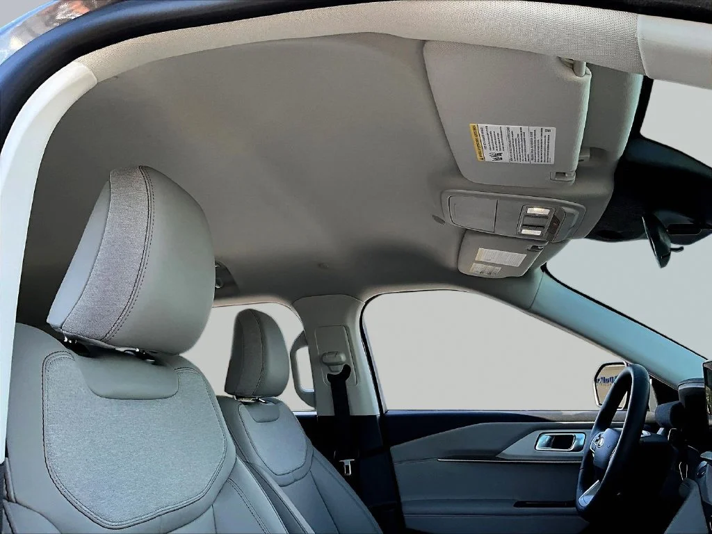 New 2026 Carbonized Gray Metallic Ford Active image 37