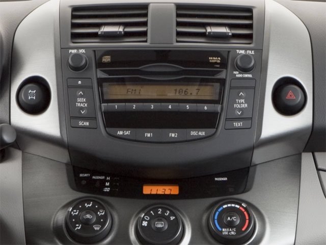 Used 2010 Classic Silver Metallic Toyota Base image 10