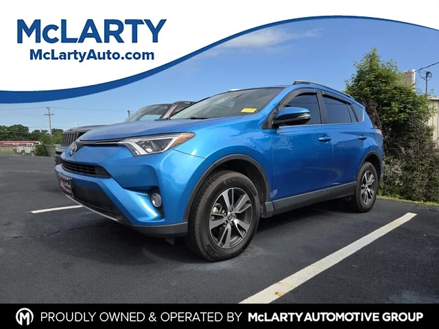 2017 TOYOTA RAV4 XLE