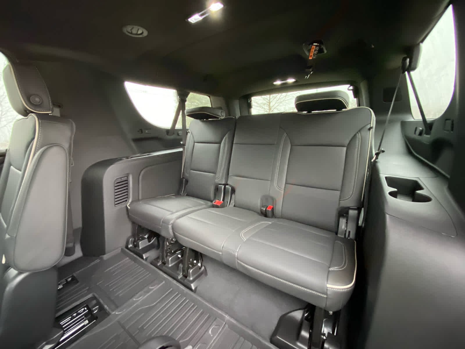 2026 GMC Yukon XL Elevation - Photo 28