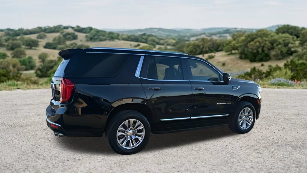 2024 GMC Yukon Denali - Photo 11