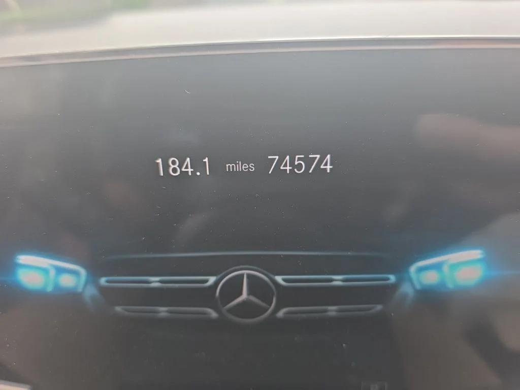 Certified Used 2022 White Mercedes-Benz GLB 250 image 10
