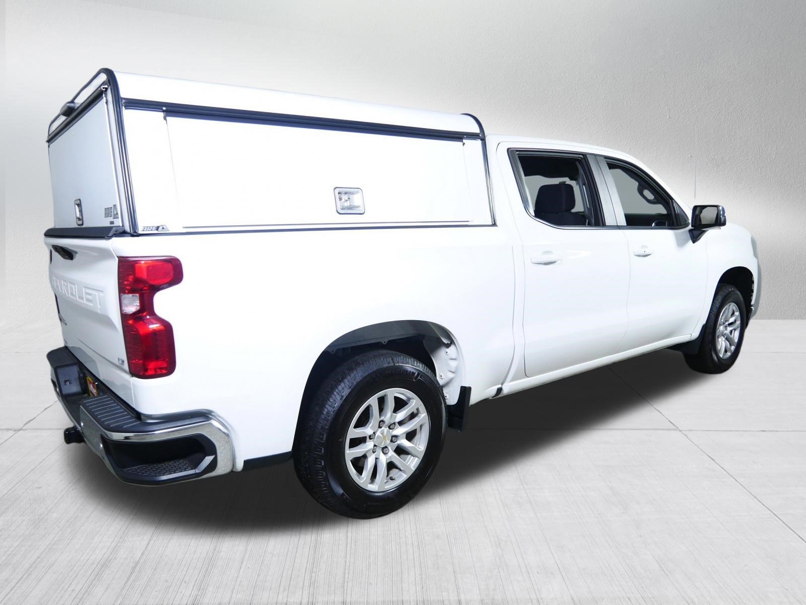 Used 2020 SUMMIT WHITE Chevrolet LT image 7