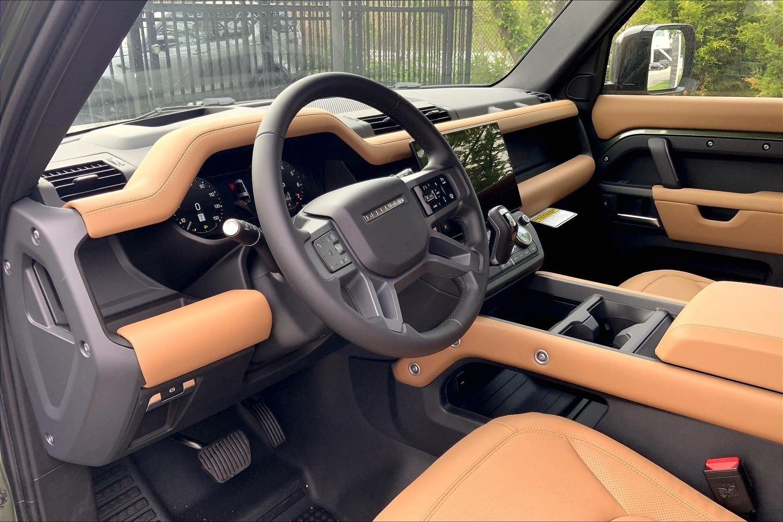 New 2026 Woolstone Green LAND ROVER X-Dynamic SE image 8