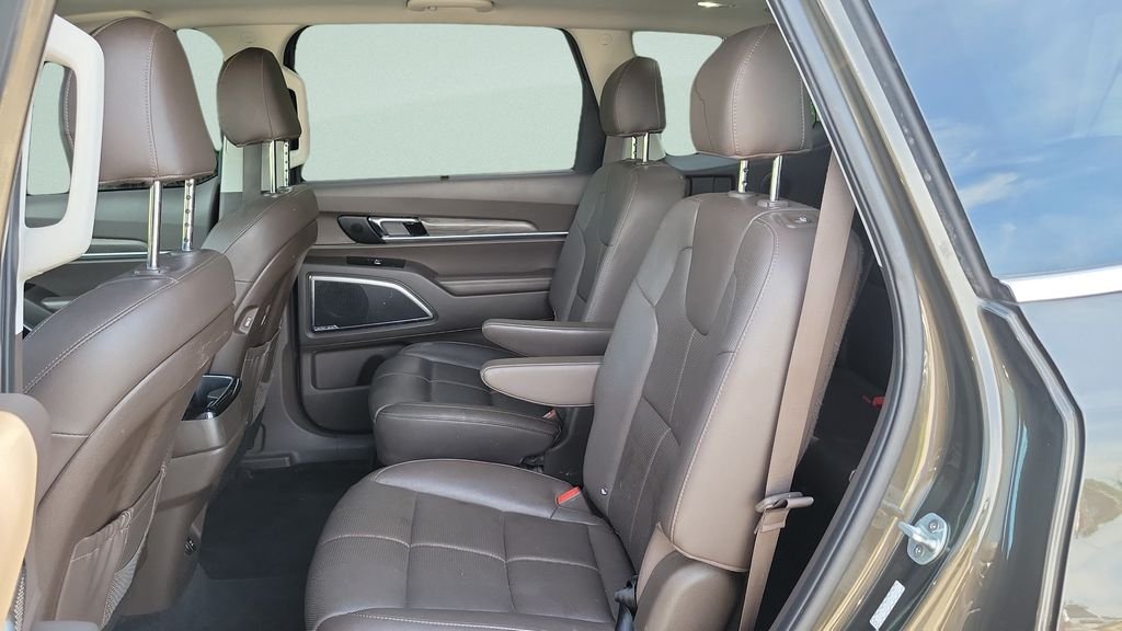 Used 2020 Green Kia SX image 10