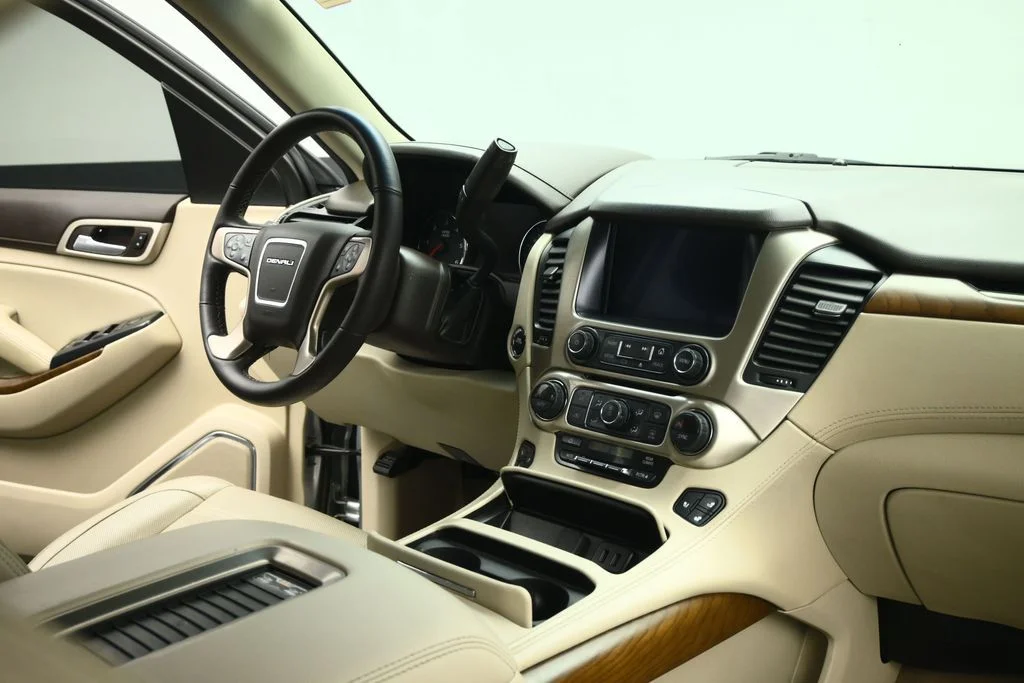 Used 2020 Silver GMC Denali image 66
