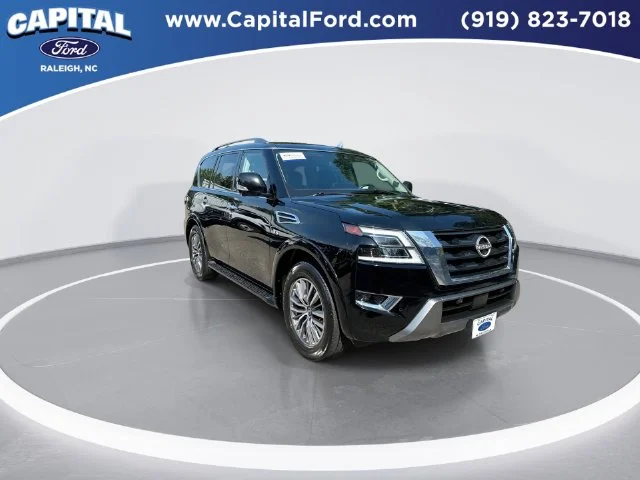 Used 2022 Black Nissan SL image 2