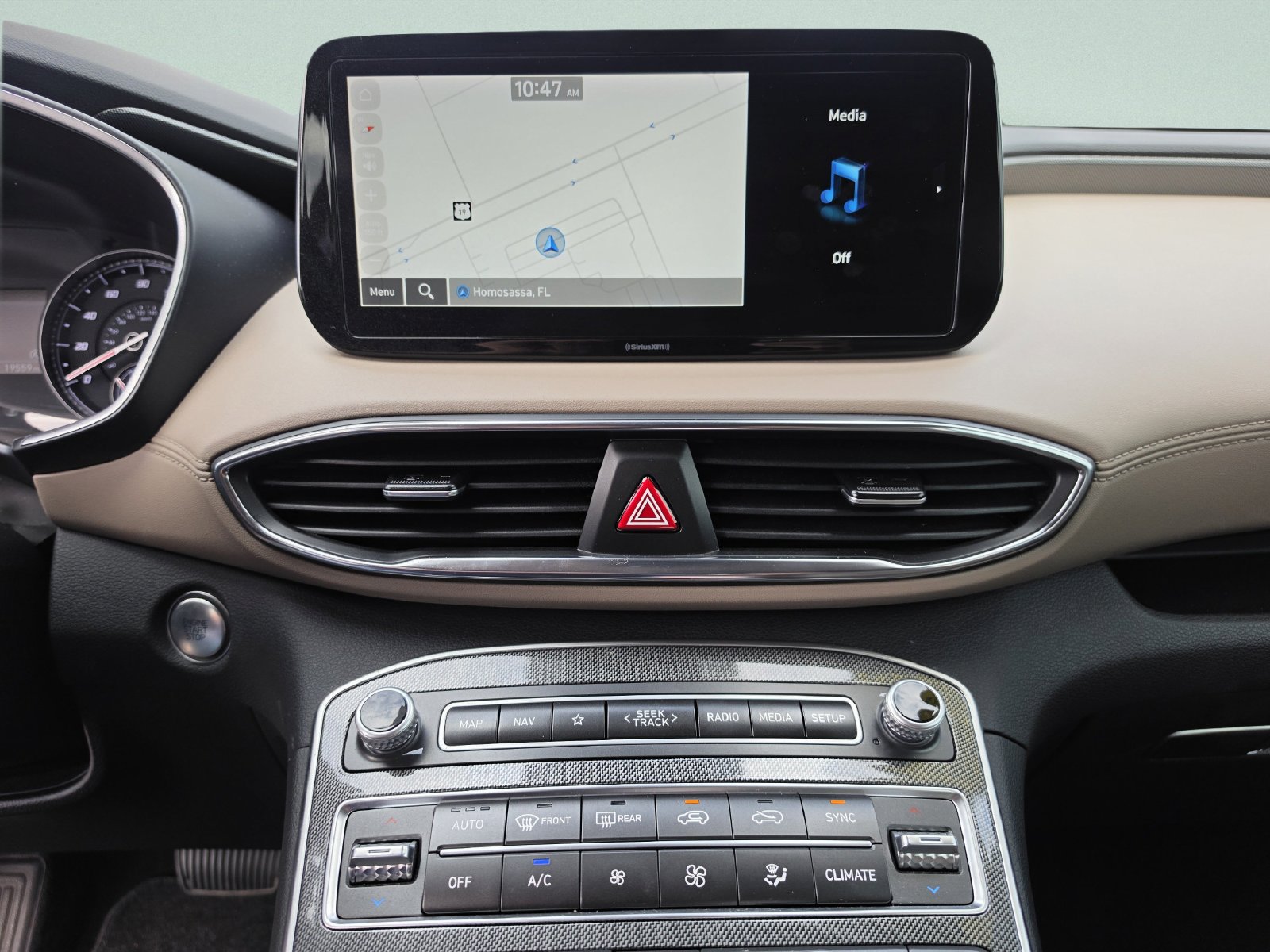 Used 2023 White Hyundai SEL image 24
