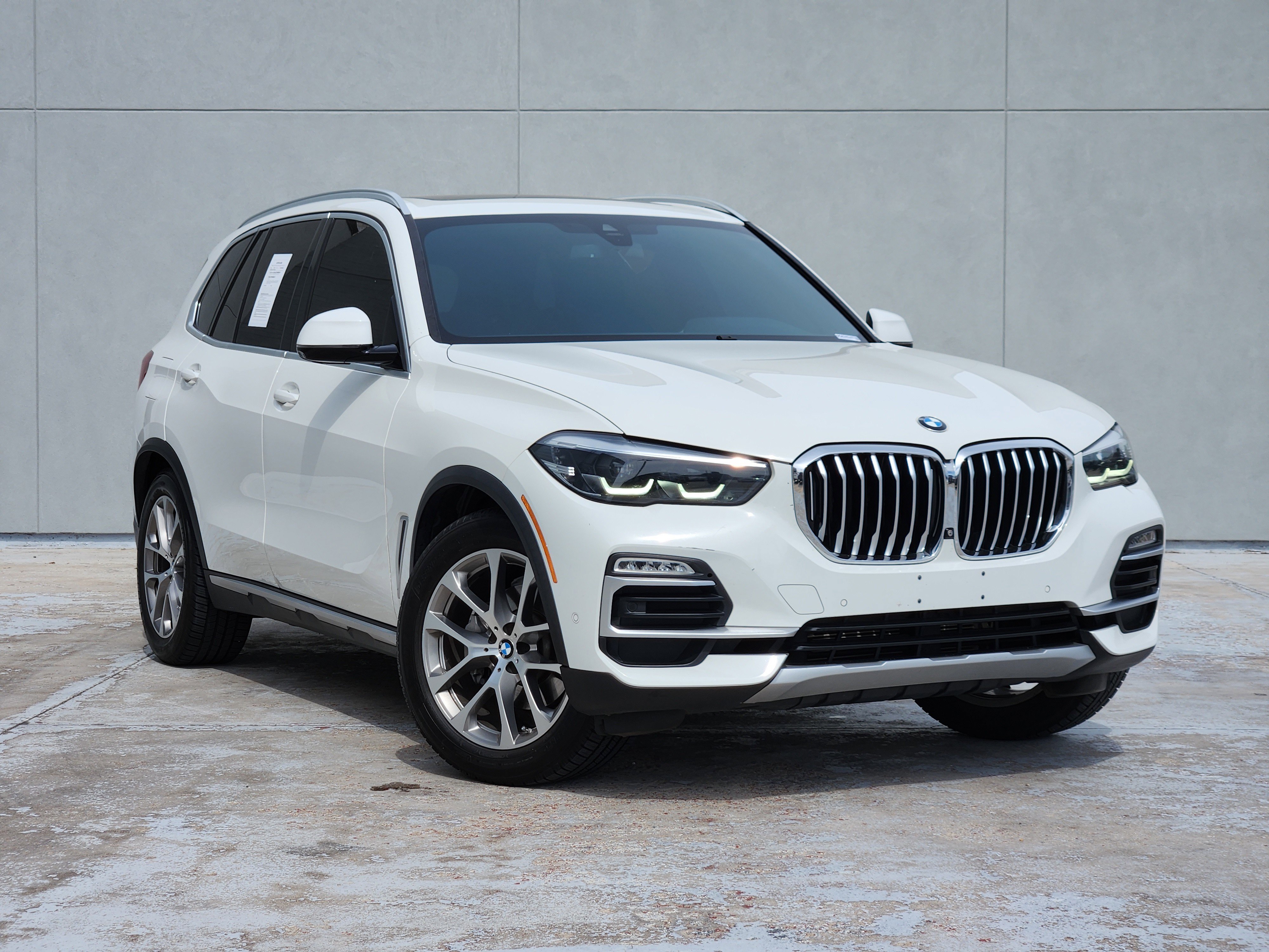 2021 BMW X5 xDrive40i's photo