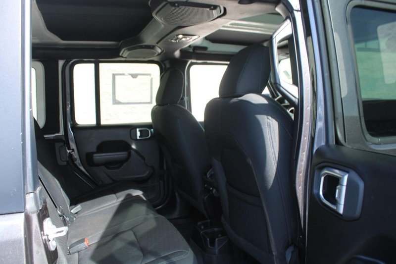 Used 2022 Granite Crystal Metallic Clearcoat Jeep Unlimited Sport Altitude 4x4 image 12