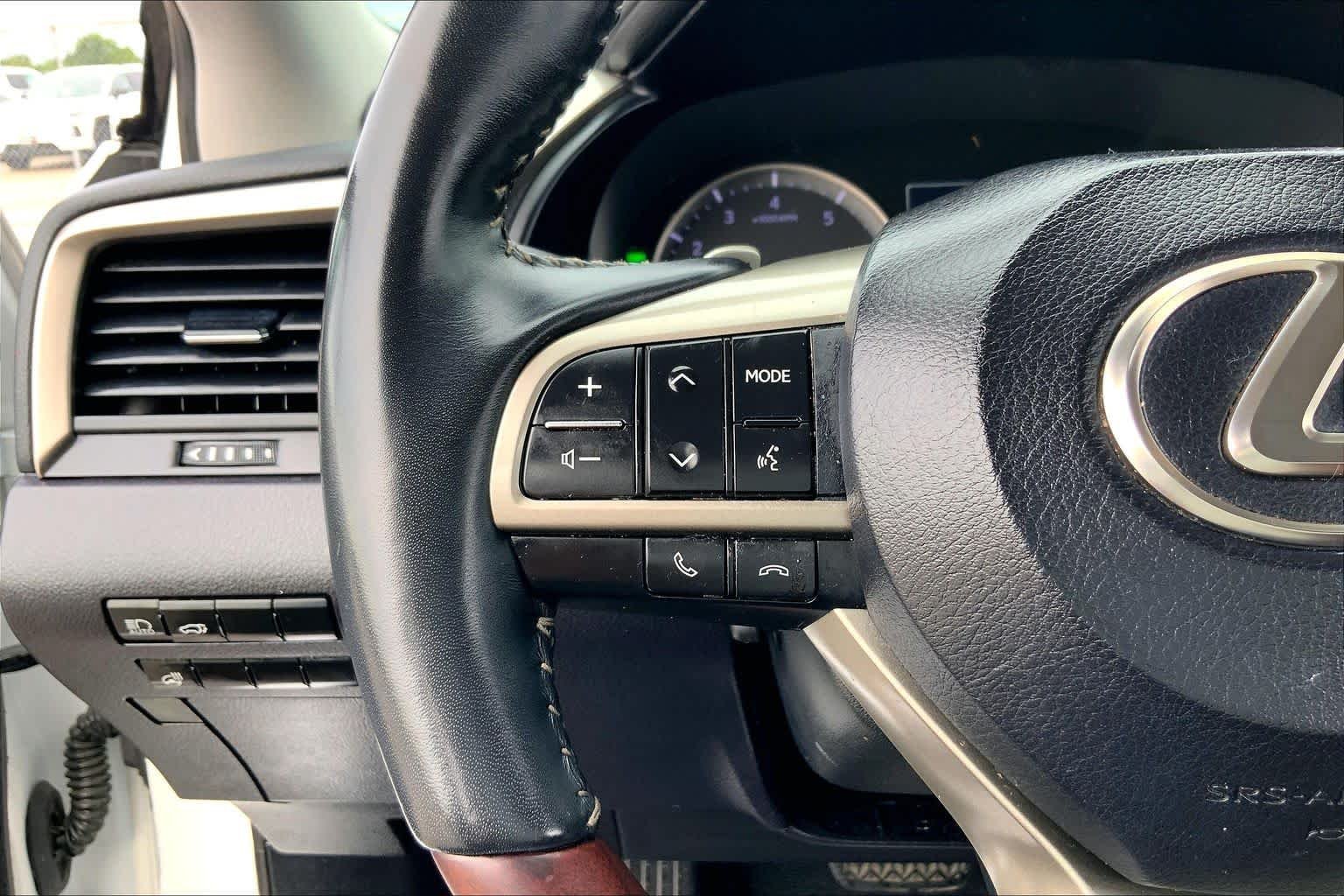 Used 2022 Eminent White Pearl Lexus  image 23