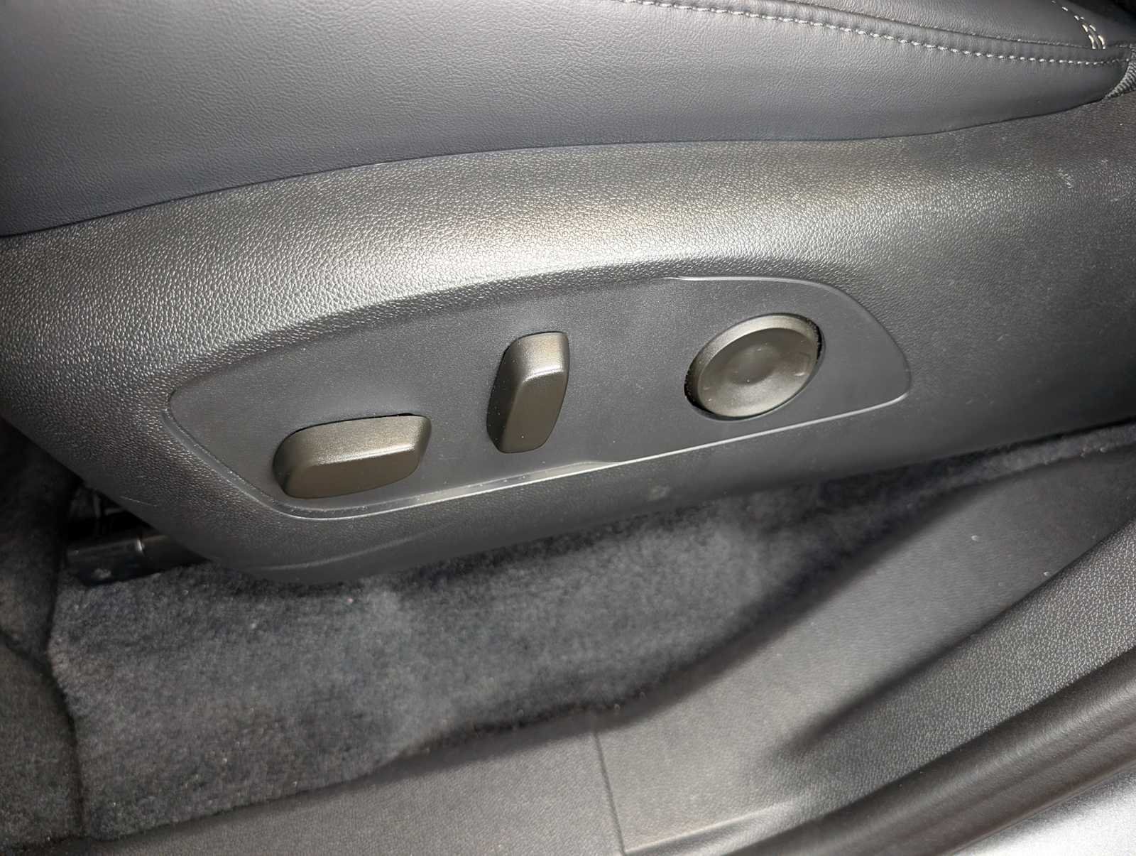 2026 GMC Acadia Elevation - Photo 31
