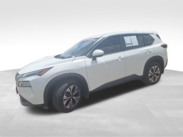 Used 2023 White Nissan SV image 4
