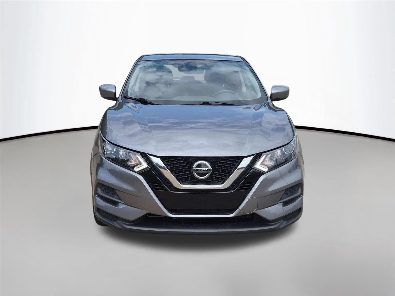 Used 2021 Gun Metallic Nissan S image 8