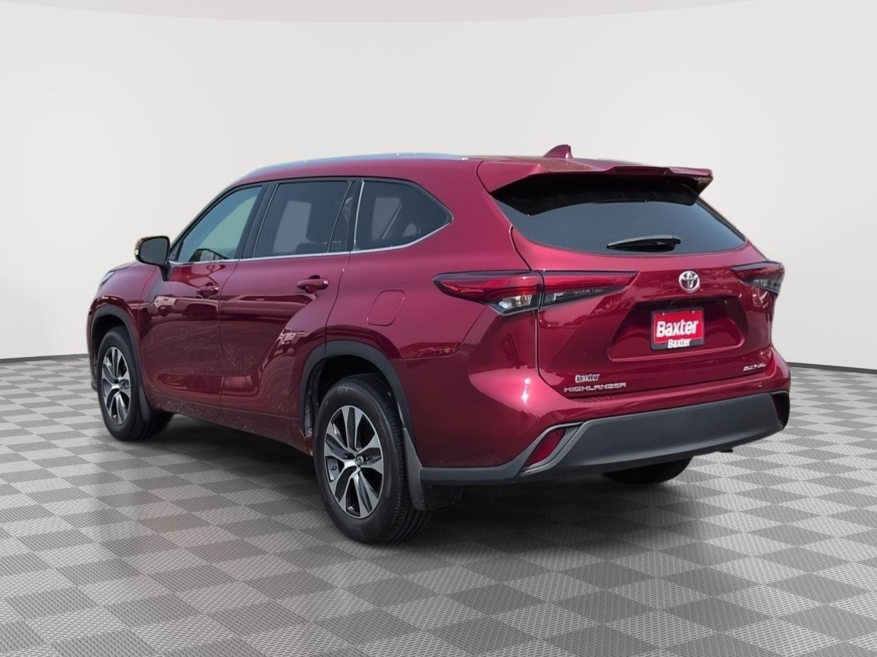 Used 2021 Ruby Flare Pearl Toyota XLE image 22