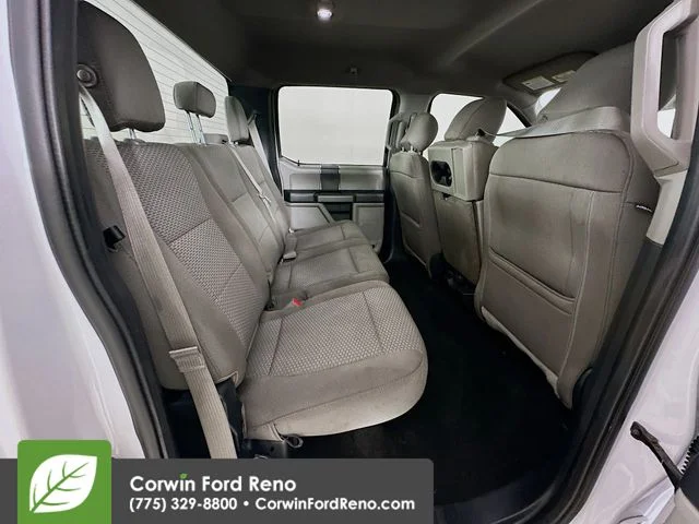 Used 2019 Oxford White Ford XLT image 24