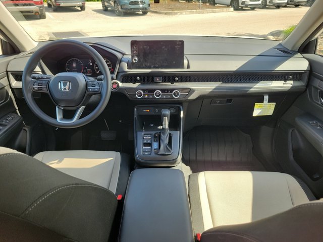 2026 Honda CR-V LX - Photo 17