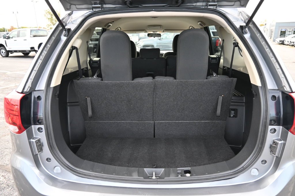 Certified Used 2018 Silver Mitsubishi ES image 12
