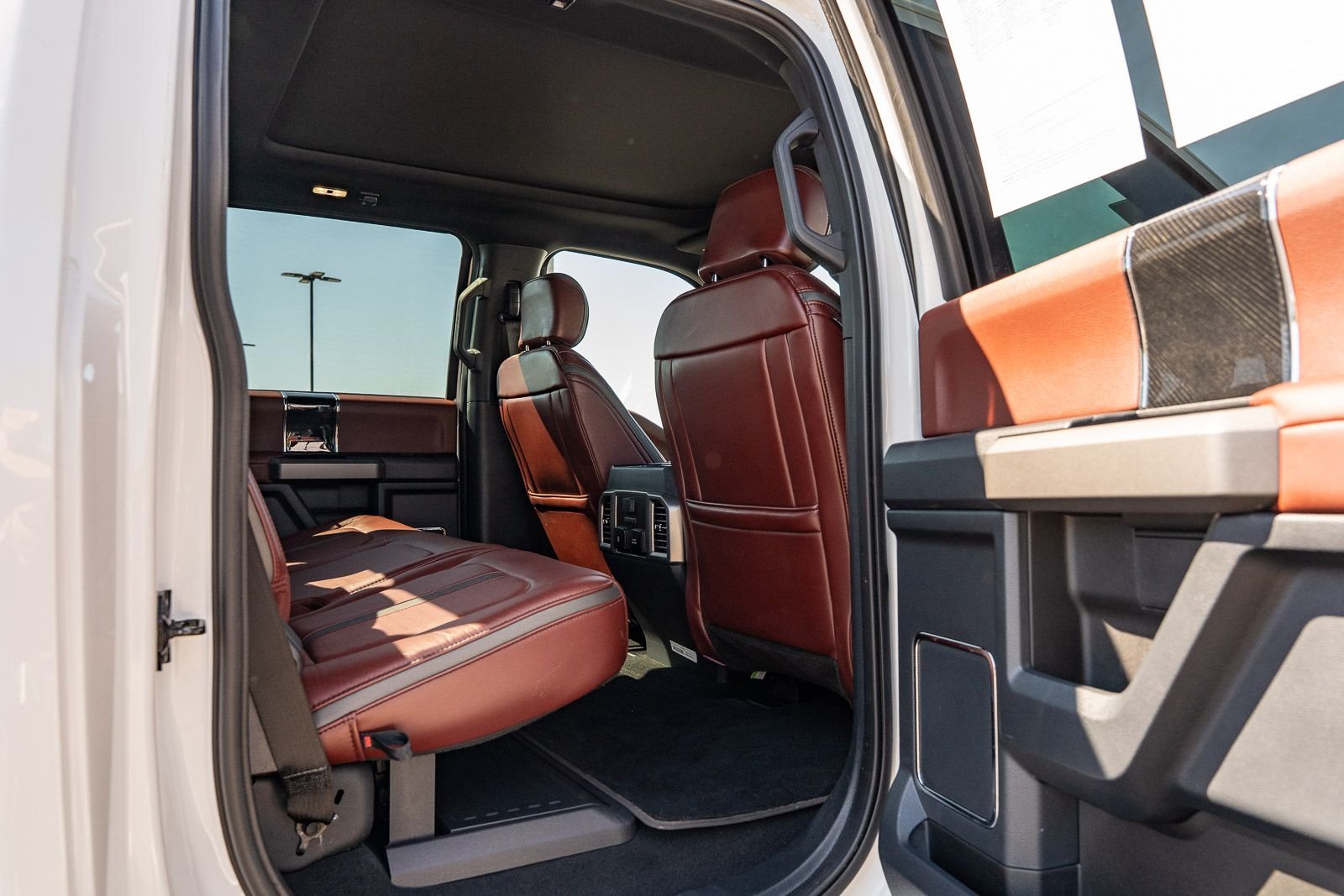 Certified Used 2022  Ford Platinum image 15