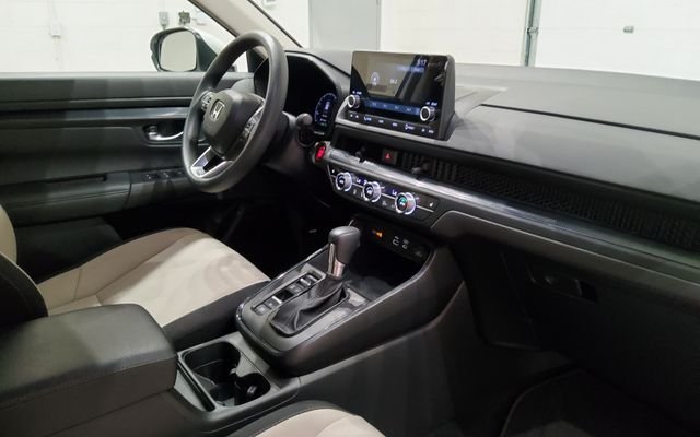 Used 2024 White Honda EX image 21