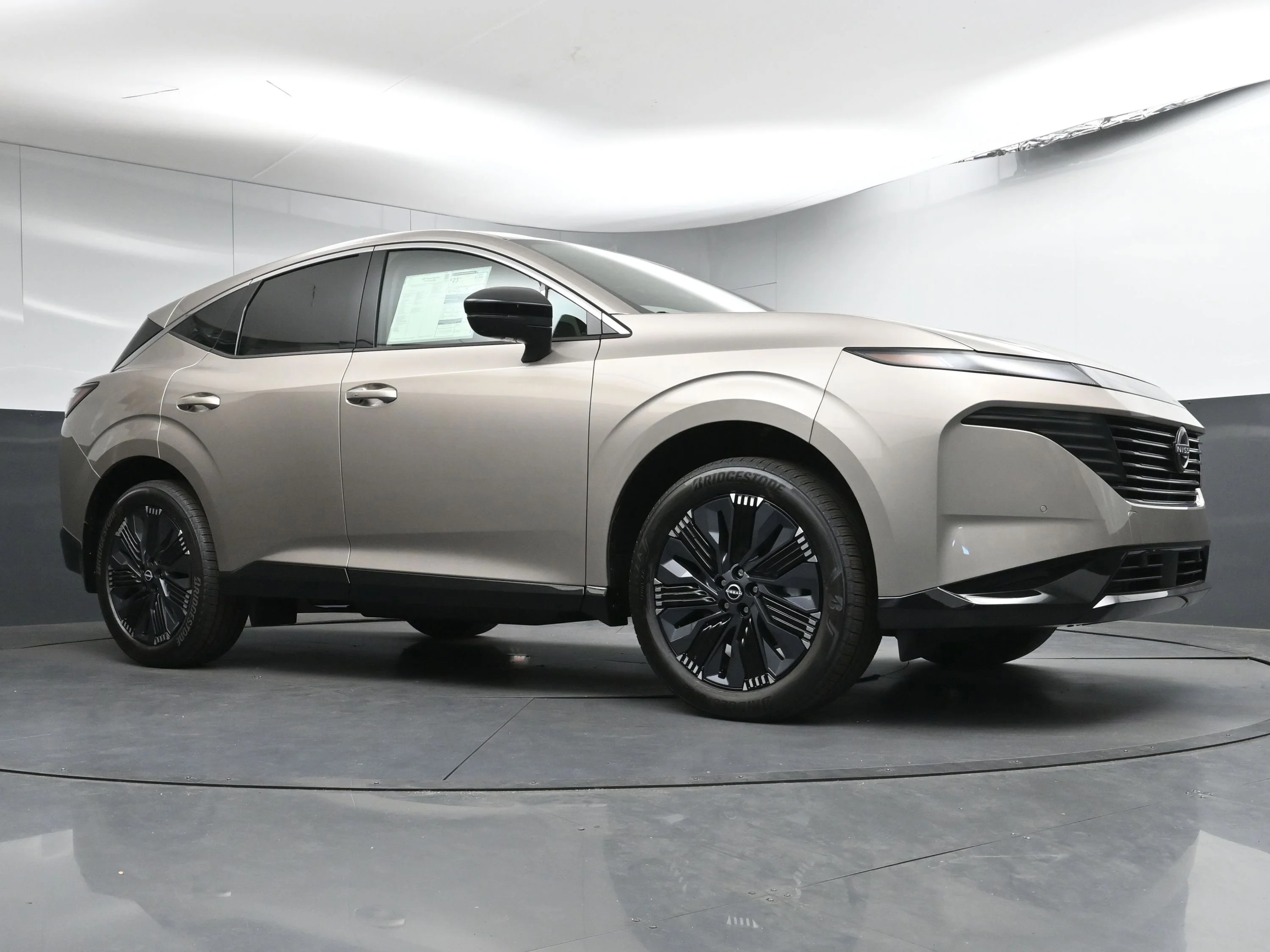 New 2026 Champagne Silver Metallic Nissan Platinum image 25